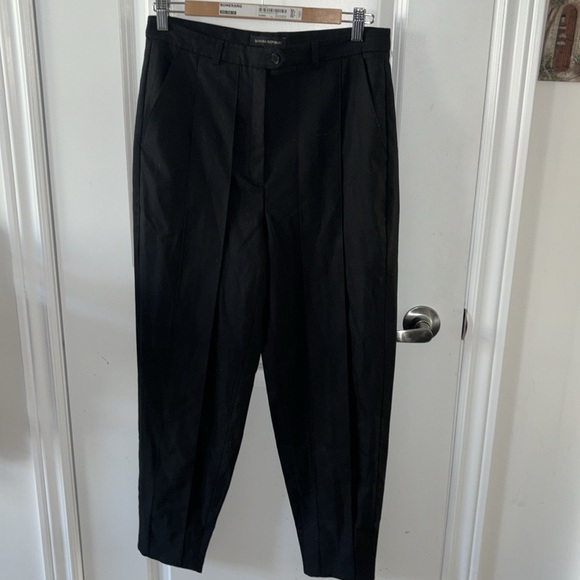 Banana Republic Black Pleated Women’s Trousers - Picture 2 of 5